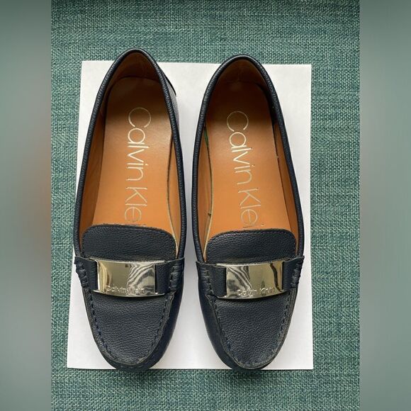 Calvin Klein woman’s 6.5 loafers - Picture 3 of 10